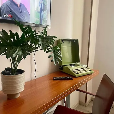 Easy House Centro Apartamento Parma