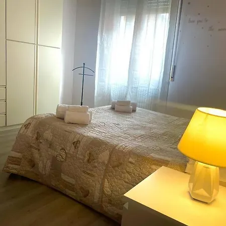 Easy House Centro * פארמה