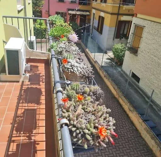 Easy House Centro Apartment *